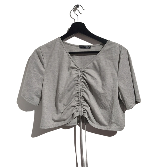 Shein gray tee - Picture 1 of 4